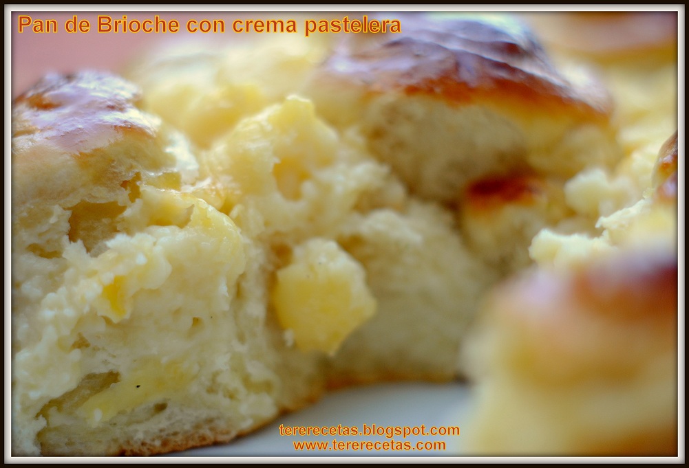 Pan De Huevo Con Crema Pastelera